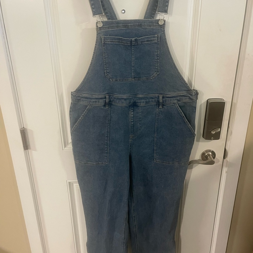 Ava & Viv Denim Bib Overalls Pants Women 16W Slit Hem Blue Stretch Pockets 42x28